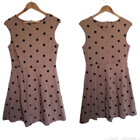 Dresses & Skirts - 5 for $25 tan &black polkadot fit flare dress